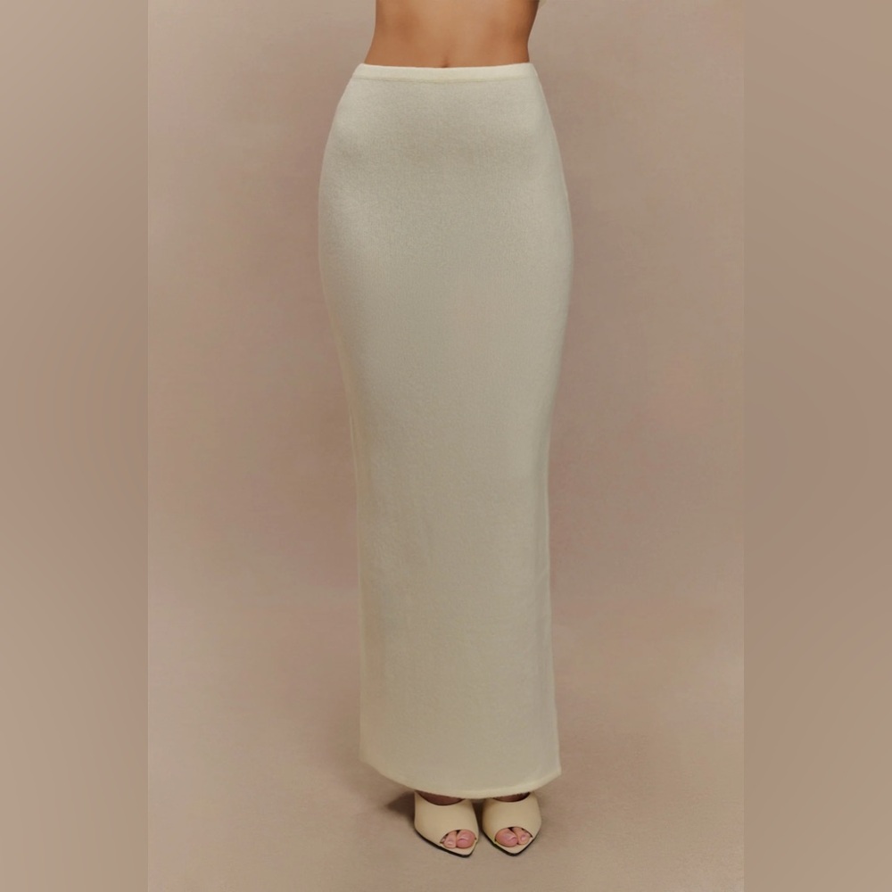 MESHKI Elise Knit Maxi Skirt - Picture 11 of 13